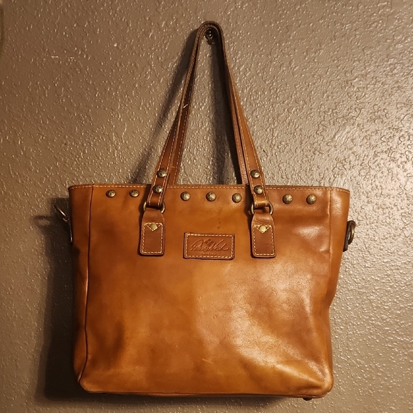 Patricia Nash Handbags - Patricia Nash Italian Leather Gava Tote